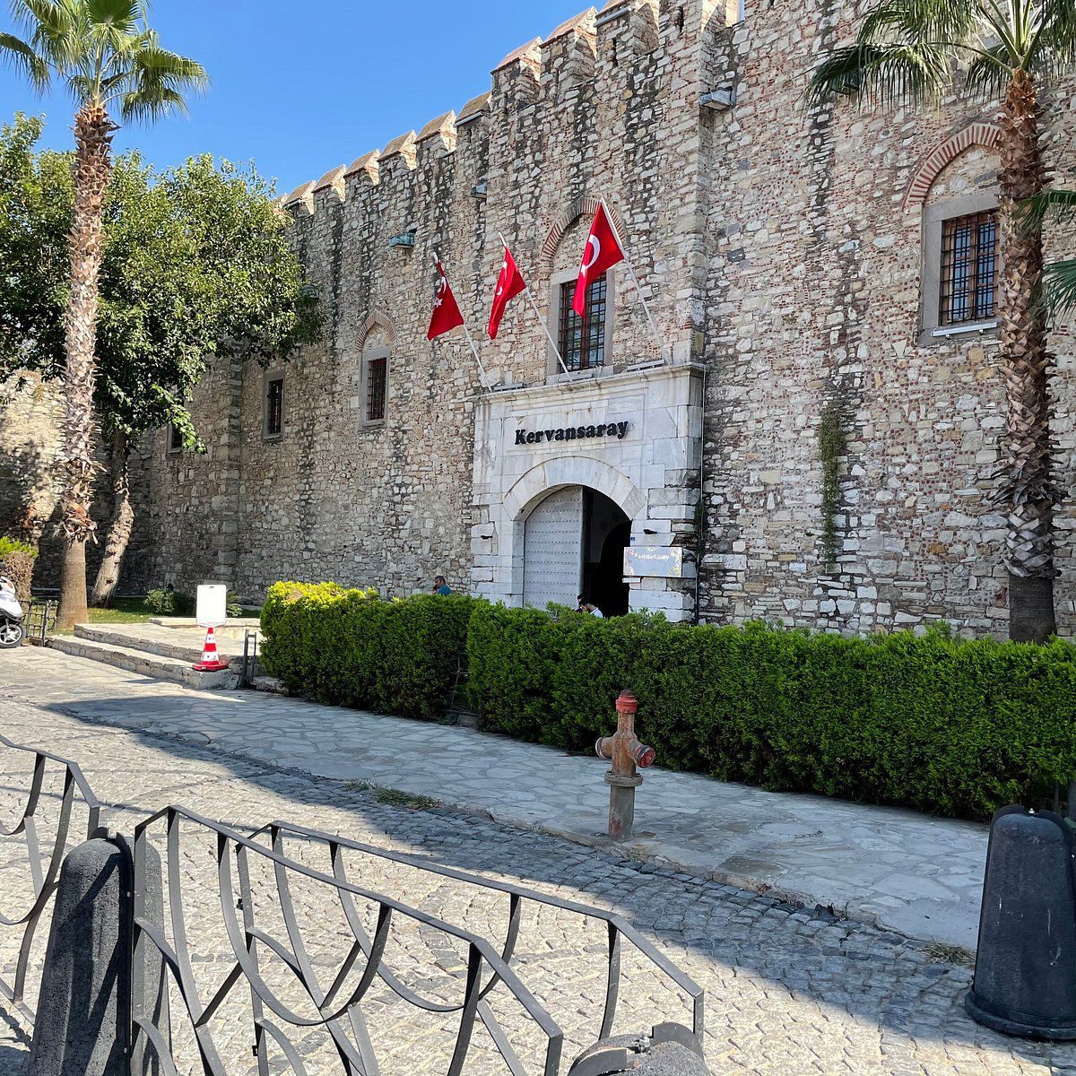 Başkan Çerçioğlu'ndan Kuşadası esnafına müjde 